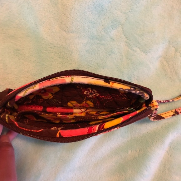 Vera Bradley wristlet - Picture 3 of 3